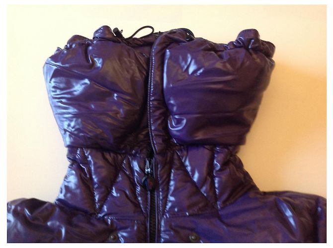 Moncler Piumino da sci e caldo après-ski ,elegante ,affina la silhouette Porpora - vista 4