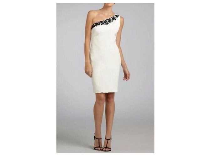 Marchesa Ein schulterfreies Kleid Weiß - Ansicht 11