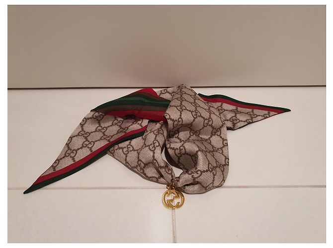 Gucci Lenços - vista 3