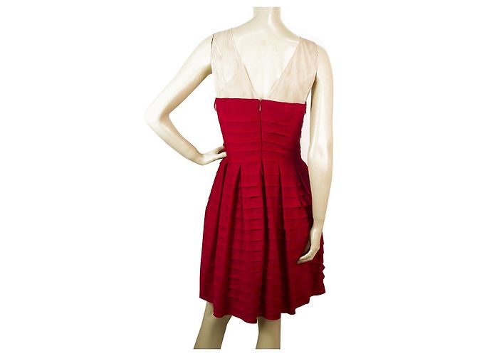 Bcbg Max Azria BCBG MaxAzria Red Rüschen Perlen Ausschnitt Mini Länge Kleid Größe S Rot - Ansicht 2