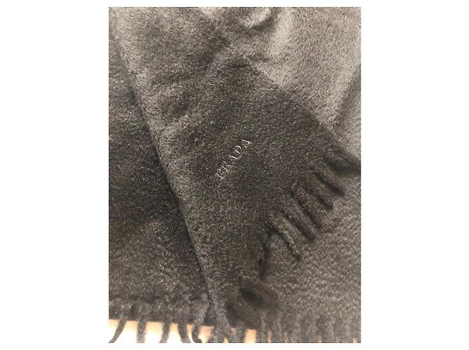 Nuova sciarpa da uomo in cashmere Prada - vista 3