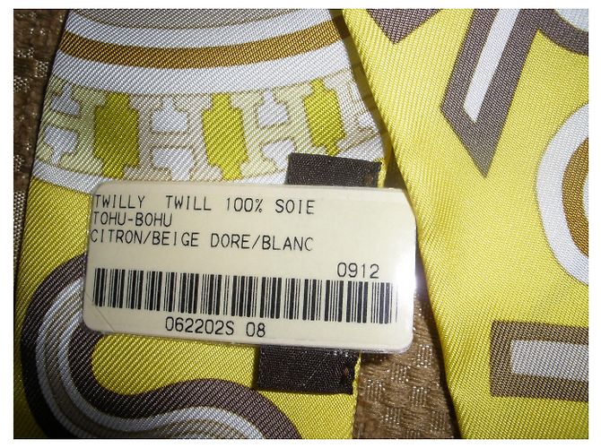 Twilly Hermès Tohu Bohu in seta gialla Giallo - vista 4