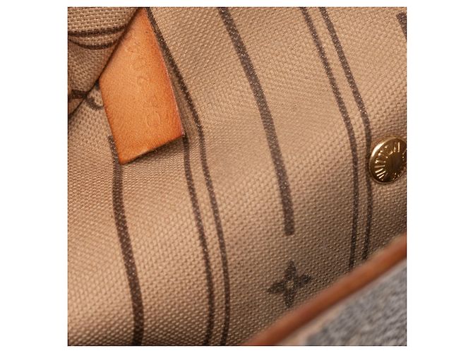 Louis Vuitton Neverfull MM handbag in monogram coated canvas Brown - view 9
