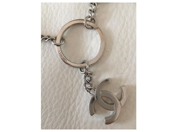 Ciondolo borsa Chanel argento metallo - vista 3