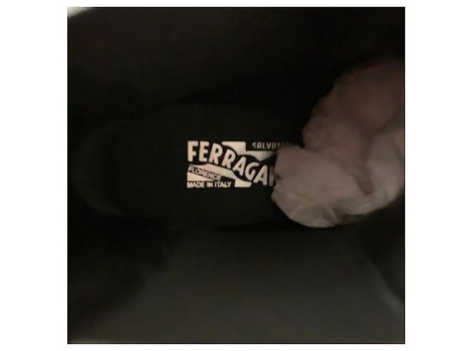 Salvatore Ferragamo Stivaletti in pelle bicolore - vista 11