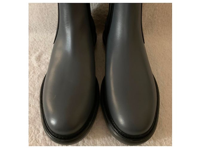 Salvatore Ferragamo Stivaletti in pelle bicolore - vista 3