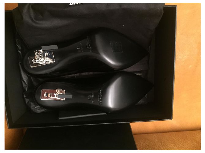 Décolleté Saint Laurent Opyum in vernice nero - vista 4