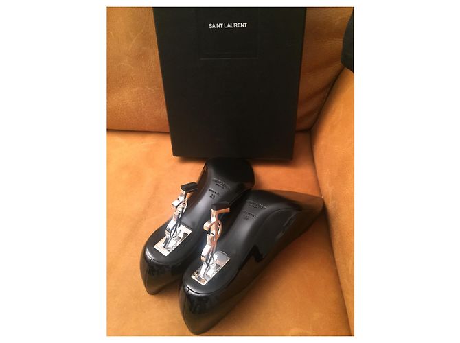 Décolleté Saint Laurent Opyum in vernice nero - vista 8