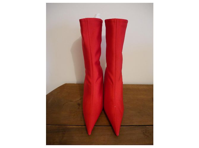 Balenciaga Red Knife Boots Roja - vista 2