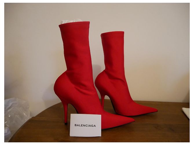Balenciaga Red Knife Boots Roja - vista 3