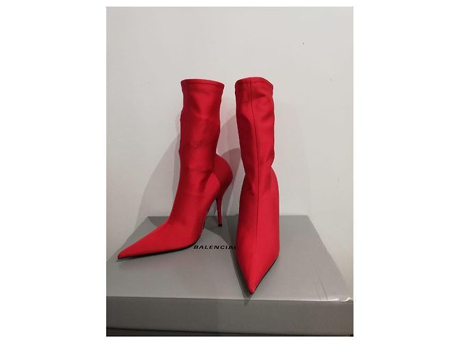 Balenciaga Red Knife Boots Roja - vista 5