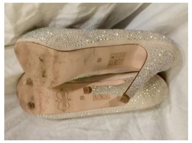 Kurt Geiger Tacchi tempestati di cristalli Crudo - vista 9