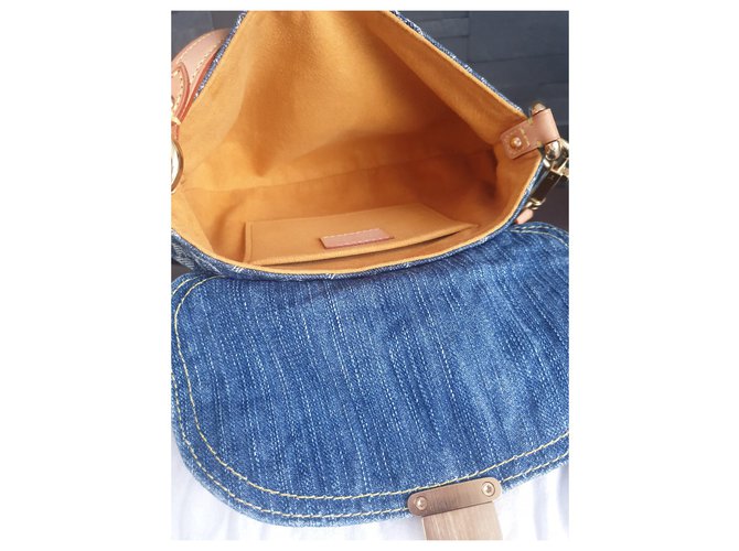 Louis Vuitton Pleaty Denim Blu - vista 11