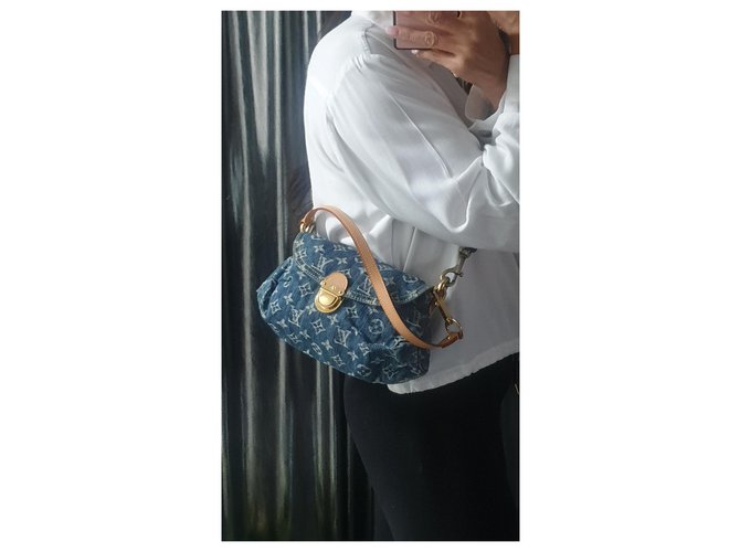 Louis Vuitton Pleaty Denim Blu - vista 18