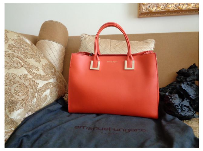 Borsa tote Emanuel Ungaro con logo corallo in pelle - vista 7