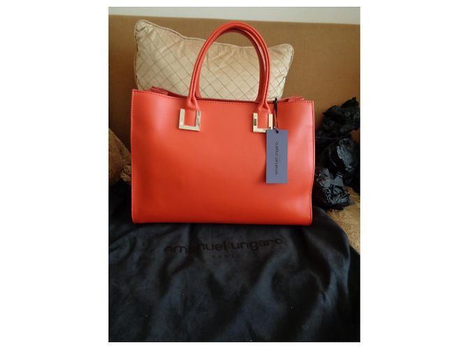 Borsa tote Emanuel Ungaro con logo corallo in pelle - vista 9