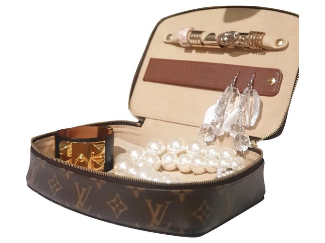 Louis Vuitton Monte Carlo Marrone - vista 2