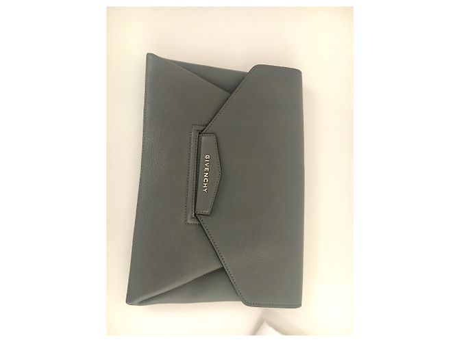 Clutch Givenchy Antigona in pelle grigia Grigio - vista 5