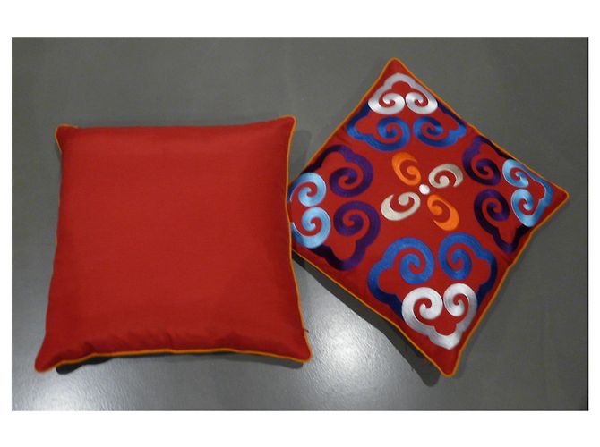 2 fundas de cojines rojos 46 X 46 cm Shanghai Tang "Yun" Roja - vista 3