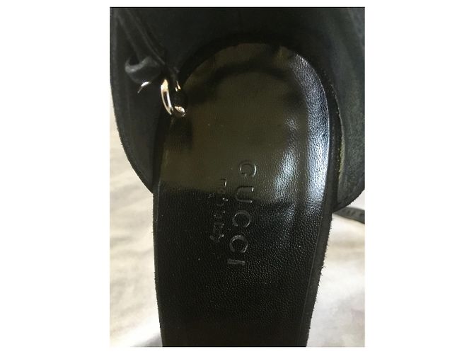 Gucci Metallgeprägte High Heels Schwarz Silber - Ansicht 10