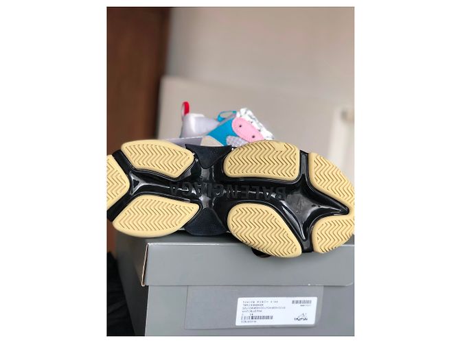 Balenciaga Triple s 2019 - Ansicht 4