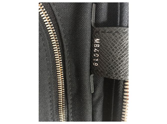 Pegase Carro Louis Vuitton Pegasus Negro Plata Gris antracita - vista 8