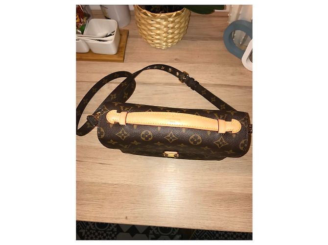 Louis Vuitton Metis Braun - Ansicht 2