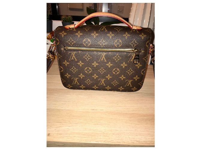 Louis Vuitton Metis Braun - Ansicht 4