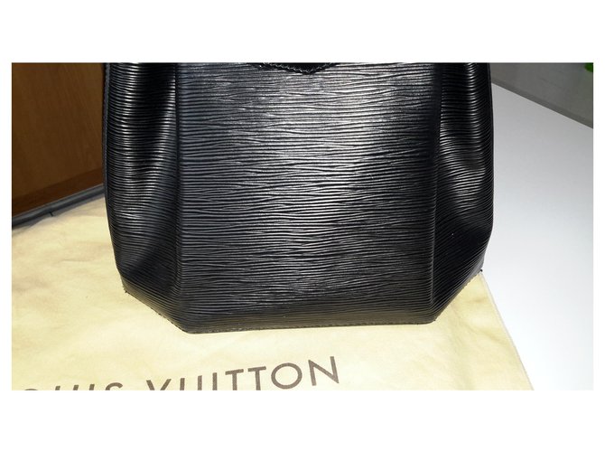 Louis Vuitton Twist Bucket Nero - vista 5