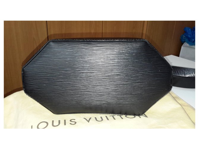 Louis Vuitton Twist Bucket Nero - vista 6