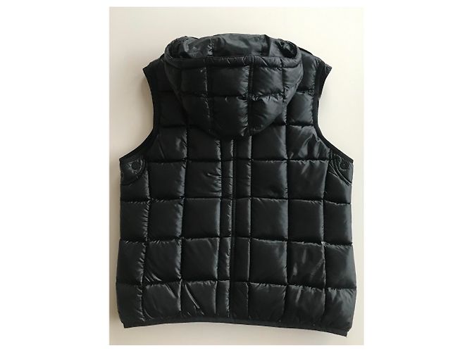 Casaco acolchoado Burberry com capuz preto - vista 4