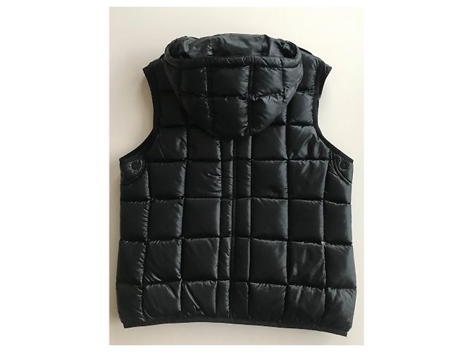 Casaco acolchoado Burberry com capuz preto - vista 4