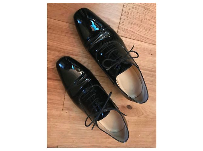 Christian Louboutin Scarpe Basse Stringate in Vernice Nera Nero - vista 2