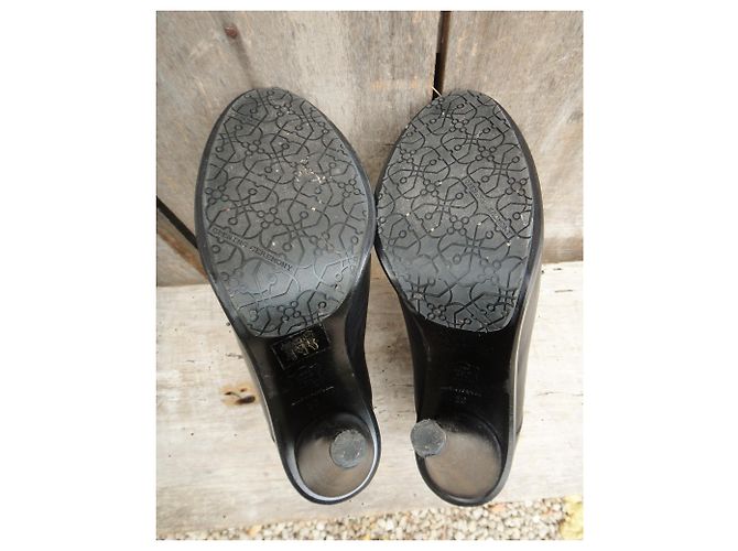 low heeled boots Opening Ceremony p 36 new condition Black - view 7