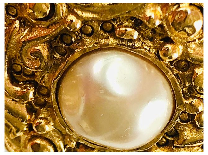 Spilla medaglia barocca Chanel D'oro Bianco sporco - vista 6