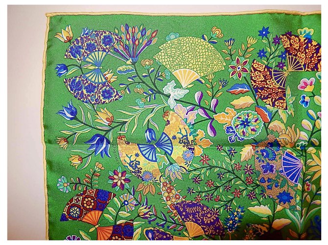 Hermès FIORI E FARFALLE DI TESSUTO Multicolore - vista 3