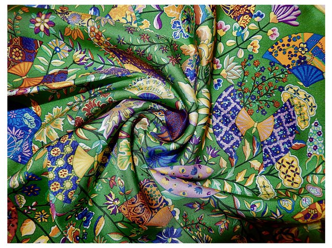 Hermès FIORI E FARFALLE DI TESSUTO Multicolore - vista 9