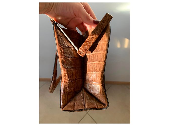 Autre Marque Borsa in pelle di coccodrillo marrone - vista 6
