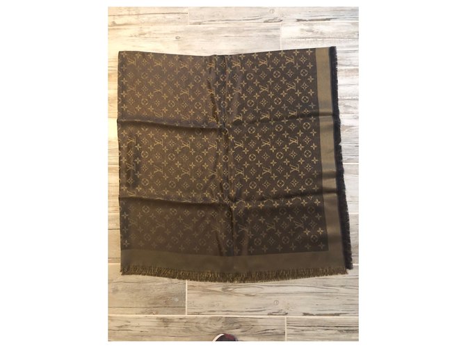 Foulard Louis Vuitton monogram shine Marrone - vista 2