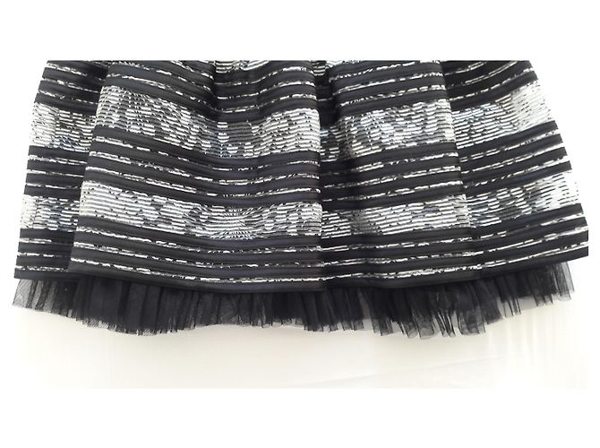 Abito nero Bcbg Max Azria con gonna multistrato - vista 5