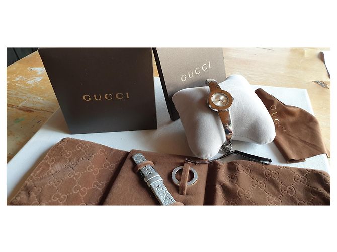 Gucci U play Uhr Stahl silber 26 mm - Ansicht 6