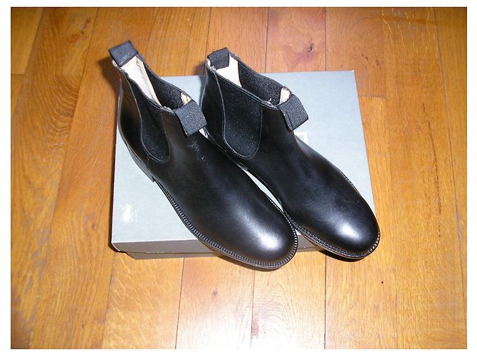 Elizabeth Stuart Stivaletti Chelsea in pelle nera, Pointure 36. Nero - vista 2