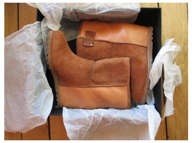 Marc by Marc Jacobs Boots fourrées, compensées, cuir cognac 36. - vue 3