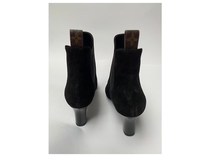 Botines de ante negro Louis Vuitton - vista 3