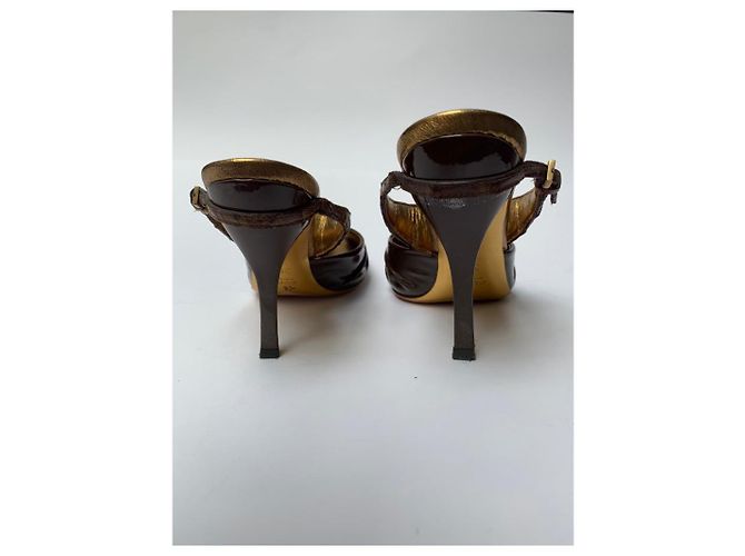 Gucci Alligatorpumps Braun - Ansicht 2