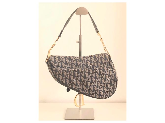 Dior Anúncio Dela Saddle - vista 2