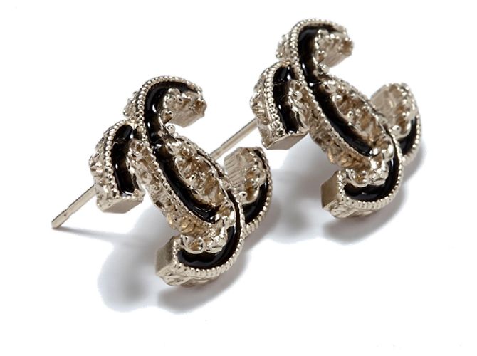 Chanel GRANDE SMALTO NERO CC D'oro - vista 2