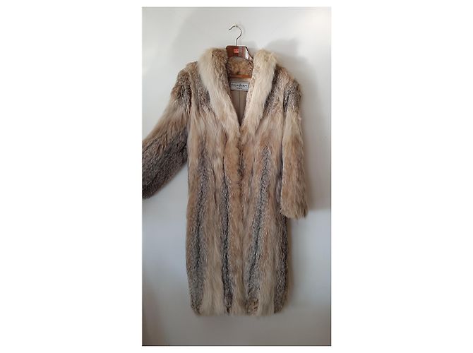 Abrigo Lynx Yves Saint Laurent. Crema - vista 3