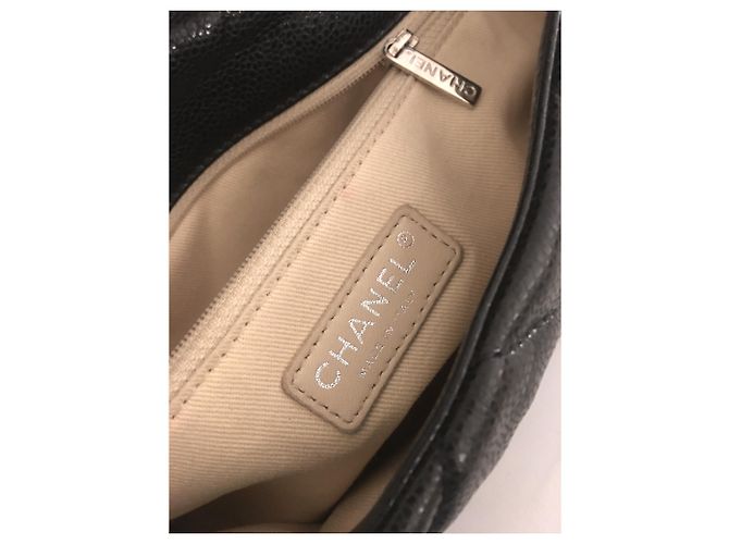 Timeless Chanel Borsa media classica con patta e caviale con scatola, busta da viaggio Nero - vista 18