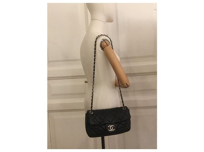 Timeless Chanel Borsa media classica con patta e caviale con scatola, busta da viaggio Nero - vista 3